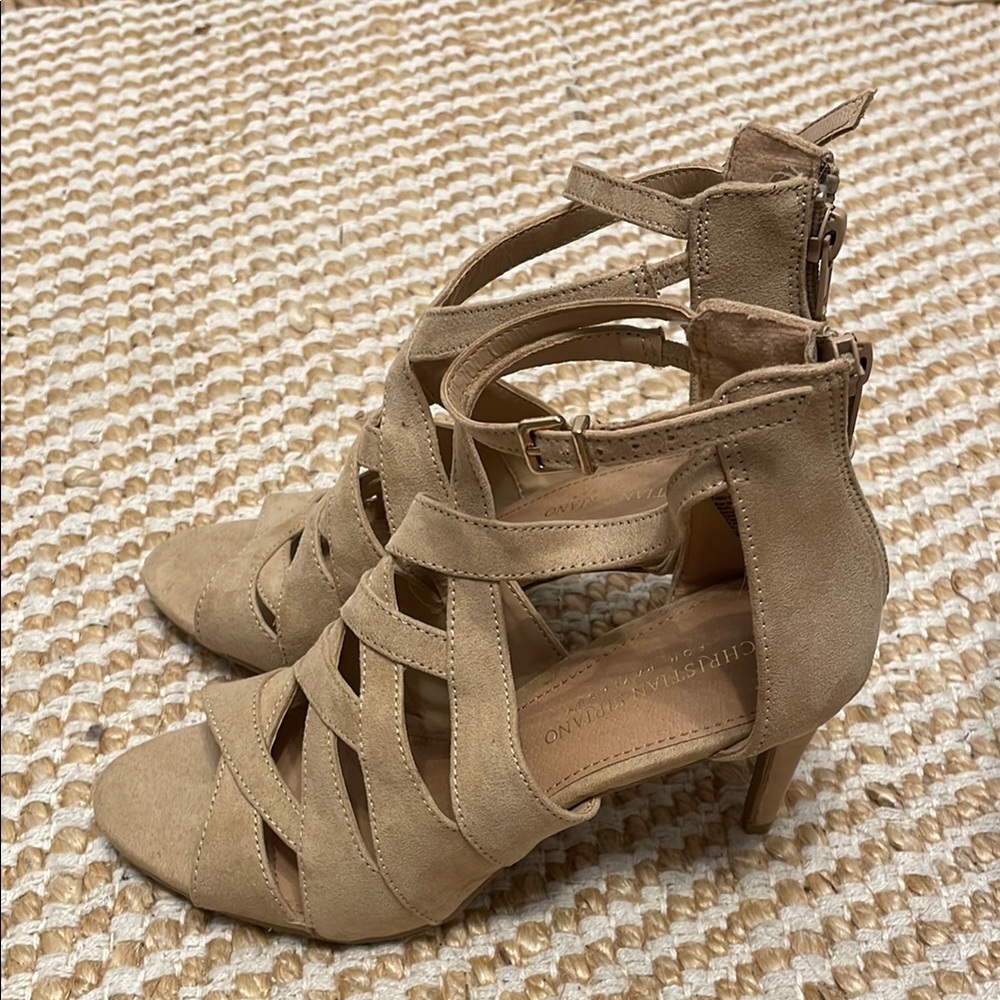 Christian Soriano size 8 Chic Strappy Tan Heels